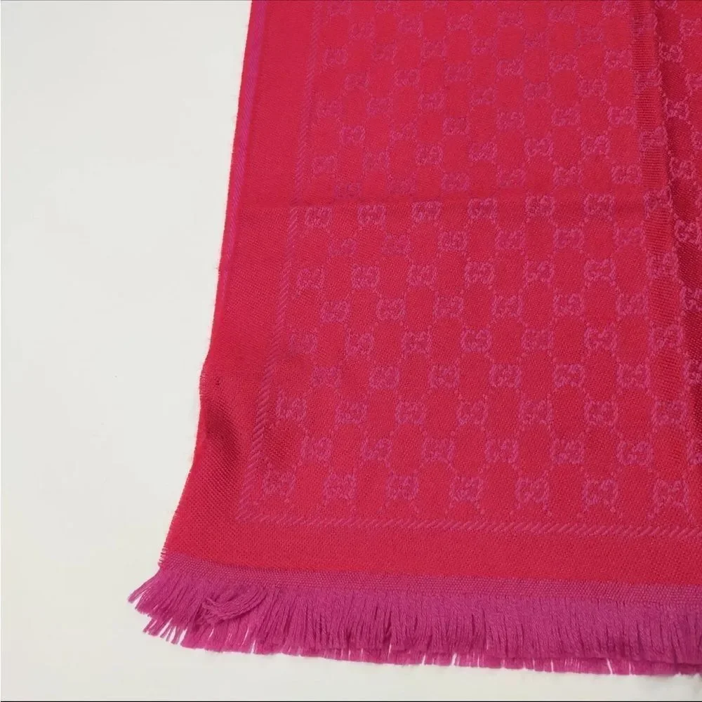 Gucci Red Fuchsia GG Monogram Wool Lame Jacquard Stenlux Scarf Stole Shawl Wrap